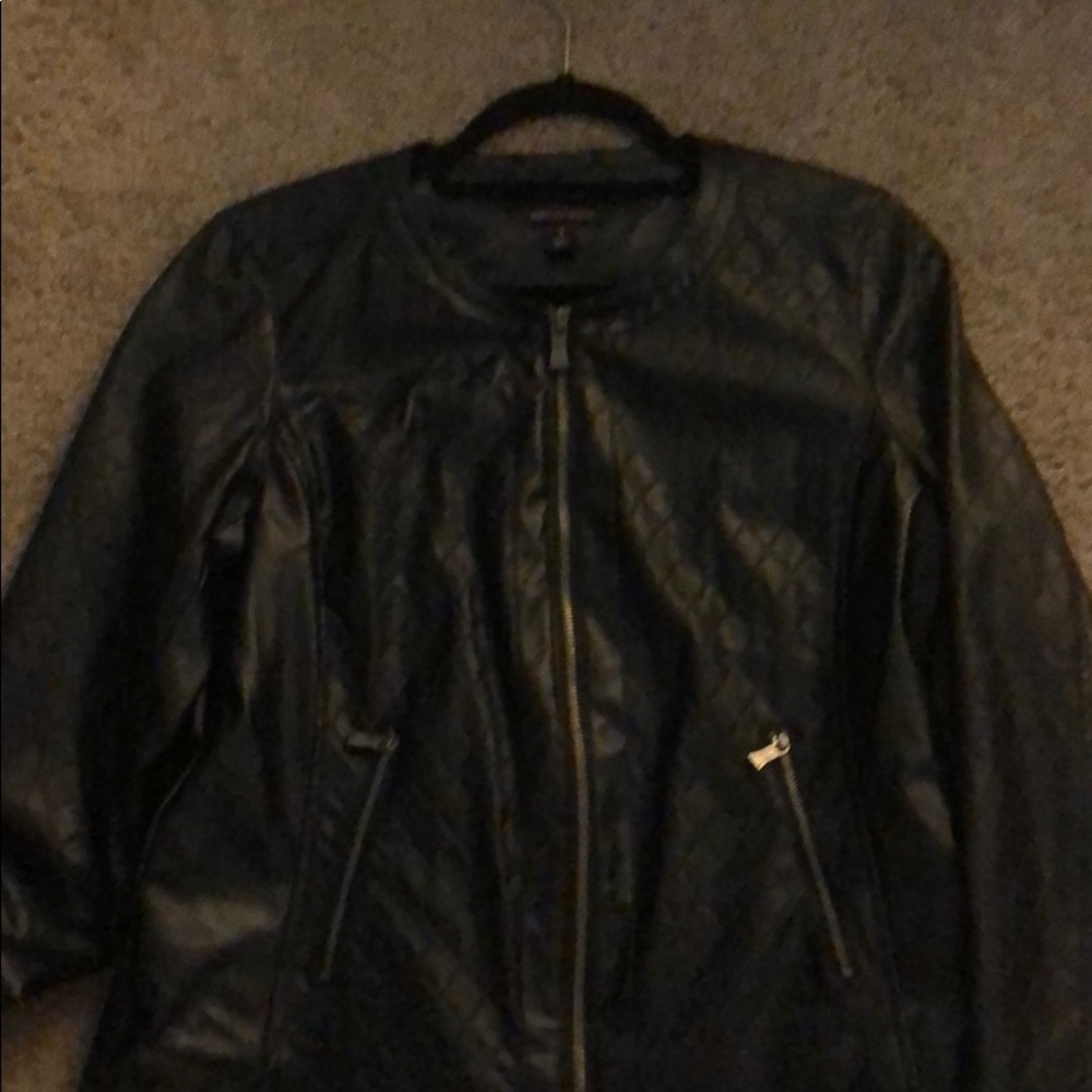 I’m selling a Dana bushman faux leather jacket